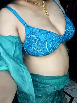EmilyLeah – webcam model profile photo Image 19