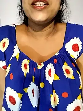 MiaTonyy – webcam model profile photo Image 12