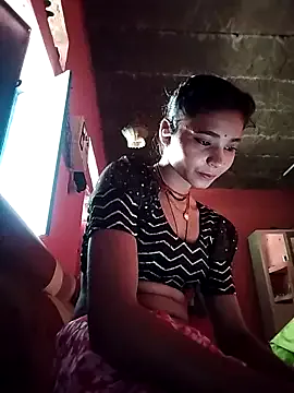 pintsizedblonde – webcam model profile photo Image 2