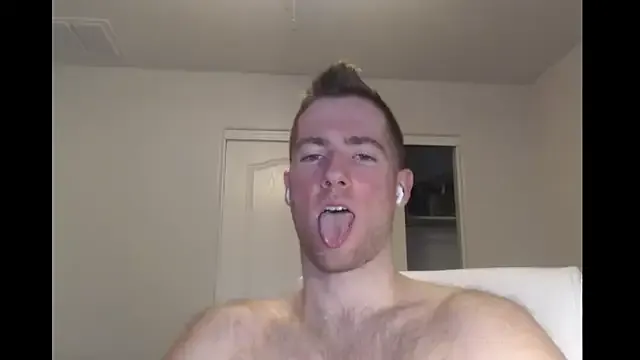 SheOnShe – webcam model profile photo Image 16