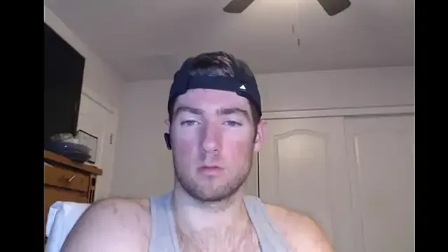 SheOnShe – webcam model profile photo Image 4