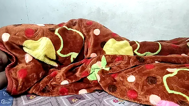 GlamGran – webcam model profile photo Image 9