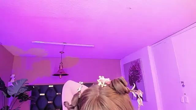 EditaMilf – webcam model profile photo Image 8