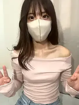 TyleneBuck – webcam model profile photo Image 5