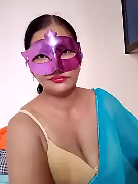 SusyBlair – webcam model profile photo Image 9