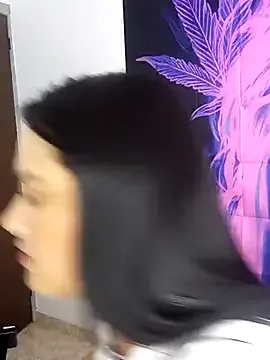 Ellalouisee89 – webcam model profile photo Image 12