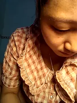 LizzieGreyX – webcam model profile photo Image 4