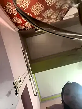 DorisCream – webcam model profile photo Image 15