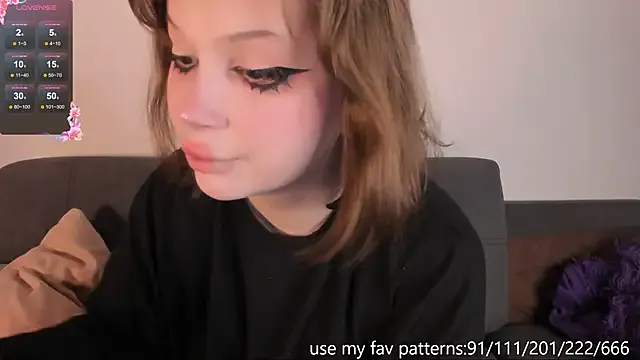 MartinaCroxx – webcam model profile photo Image 7