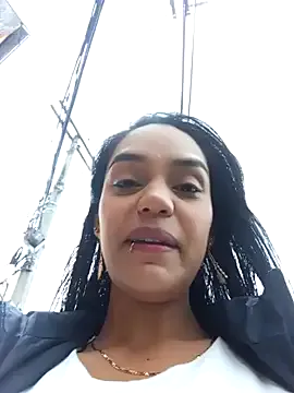 SofiaSins – webcam model profile photo Image 5