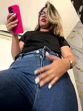 totodasha – webcam model profile photo Image 14