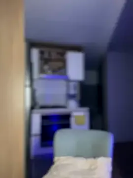 AureliyXXX – webcam model profile photo Image 13