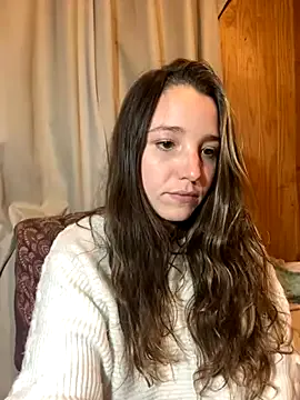 SashaVaughn – webcam model profile photo Image 5