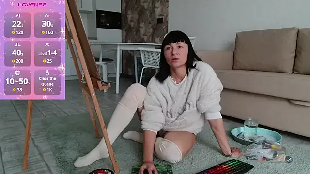 UKRaunchyRobyn – webcam model profile photo Image 8