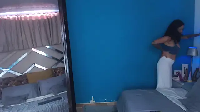 Alyssa-Ray – webcam model profile photo Image 2