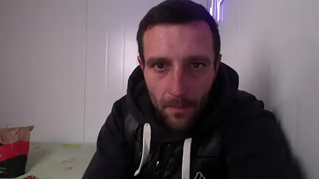 reeves_bae – webcam model profile photo Image 19