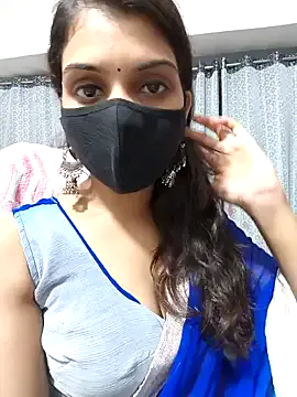 MartinaCroxx – webcam model profile photo Image 13