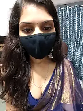 MartinaCroxx – webcam model profile photo Image 18