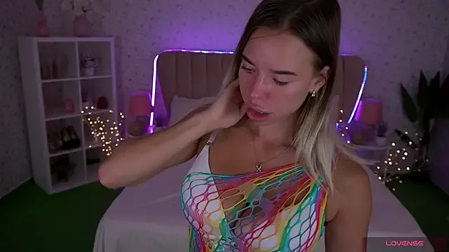 heanvenlyblonde – webcam model profile photo Image 8