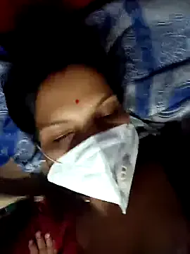 British_EmJess – webcam model profile photo Image 16