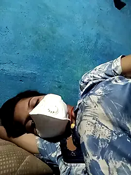 British_EmJess – webcam model profile photo Image 17