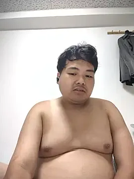 Libely – webcam model profile photo Image 3