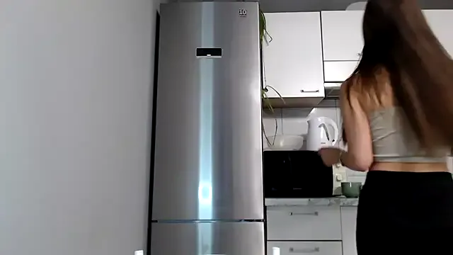 KateDivineUK – webcam model profile photo Image 14