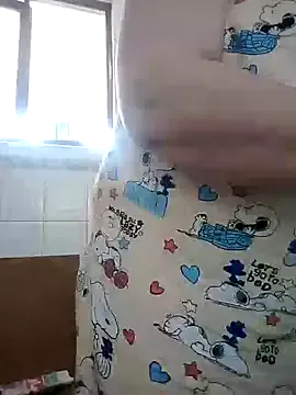 British_EmJess – webcam model profile photo Image 5