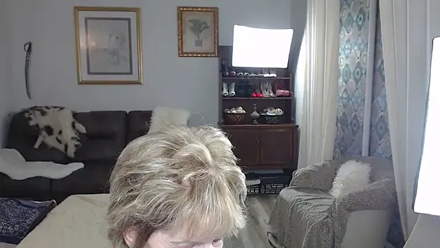 NatashaRouge – webcam model profile photo Image 8