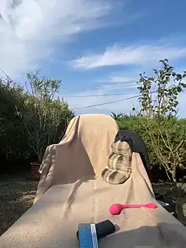 VIP17CoupleDream – webcam model profile photo Image 8