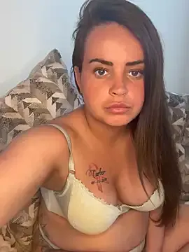 Libely – webcam model profile photo Image 6