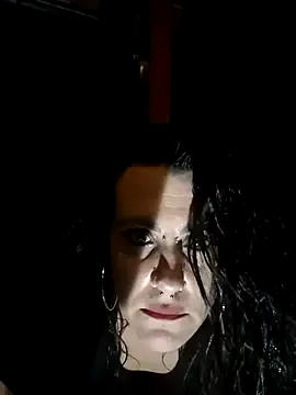 franksalise – webcam model profile photo Image 2