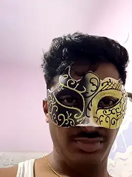 KateDivineUK – webcam model profile photo Image 3