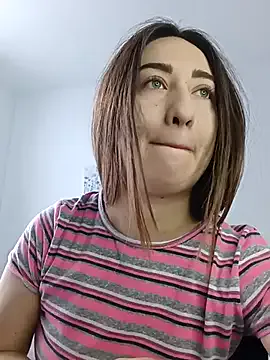 Fregidaaa – webcam model profile photo Image 13