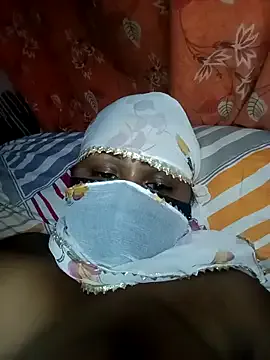 SusyBlair – webcam model profile photo Image 12