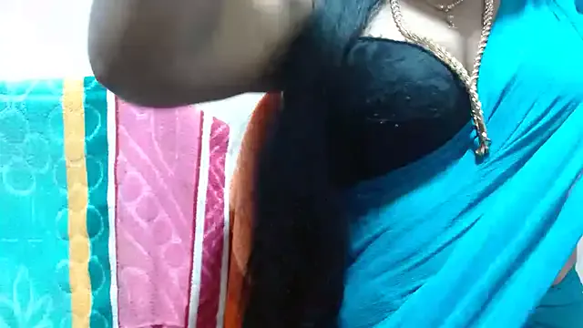 SofiaSins – webcam model profile photo Image 13