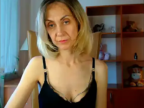 Madison01 – webcam model profile photo Image 3