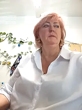 Ellalouisee89 – webcam model profile photo Image 15