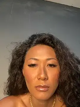 KateDivineUK – webcam model profile photo Image 9