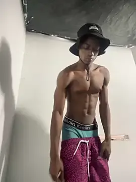 BabeBeth40 – webcam model profile photo Image 15