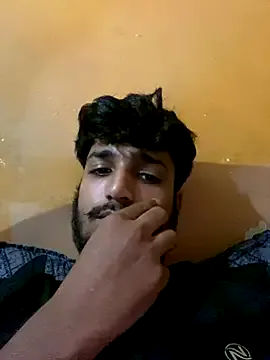 KrissyQueen – webcam model profile photo Image 3