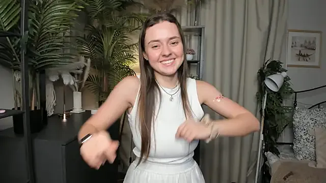 SilviaPastori – webcam model profile photo Image 2