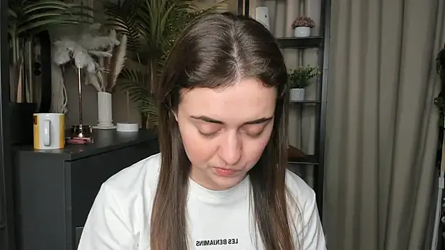 SilviaPastori – webcam model profile photo Image 7