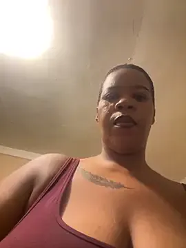 MartinaCroxx – webcam model profile photo Image 14