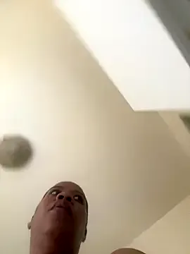 MartinaCroxx – webcam model profile photo Image 9