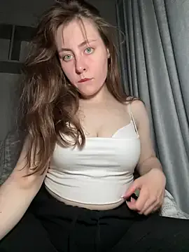 Milforja – webcam model profile photo Image 5