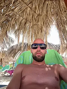 AntonioWest – webcam model profile photo Image 15