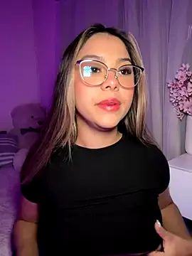 Chelsi16 – webcam model profile photo Image 11