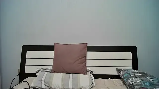 MarilynRainbow – webcam model profile photo Image 2
