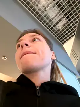 Sandra-a – webcam model profile photo Image 8